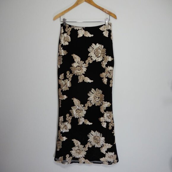 NIKKI LUND Vivica Floral Soutache Long SKIRT Size L Black Embroidery Stretch NEW - Picture 5 of 9